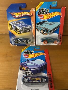 Hot Wheels Track Stars 3 Pack